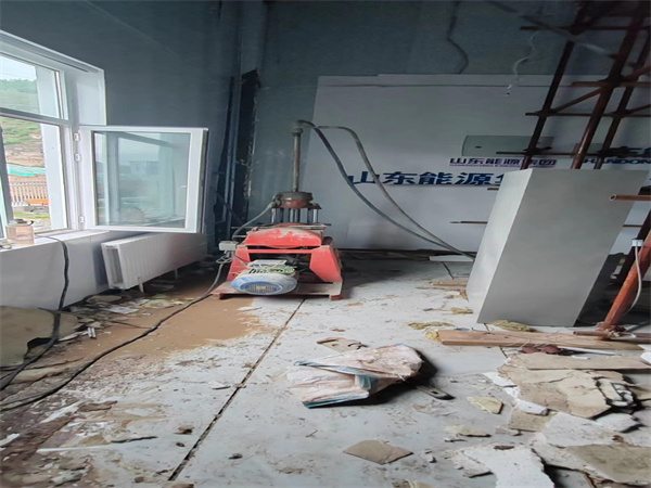 奇台地基基础下沉墙体裂缝加固注浆顶升施工